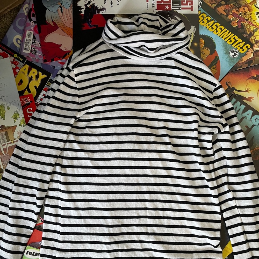 egirl striped turtleneck
